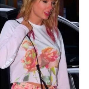 Taylor Swift lover cropped Pink rose tee read description